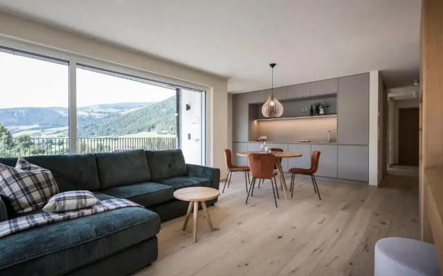 Astor Apartments