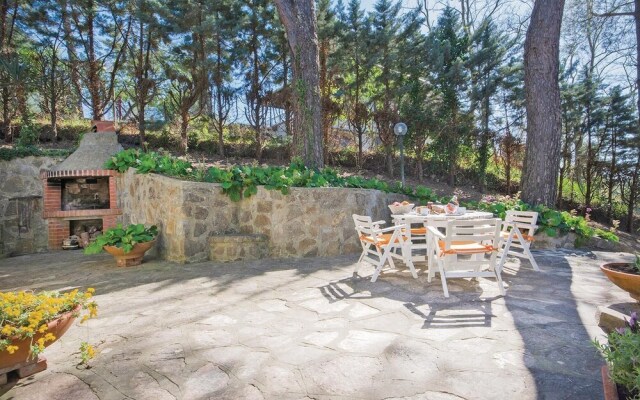 Nice Home in Lari With 3 Bedrooms and Wifi