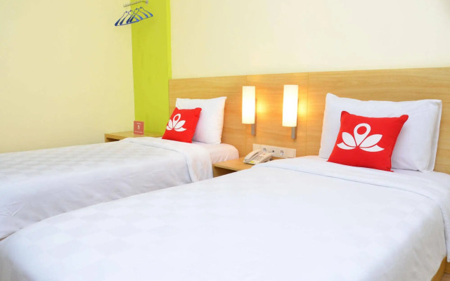 ZEN Rooms Raya Rungkut