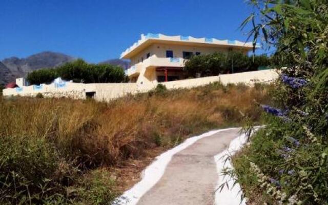Vrachos Apartments