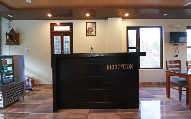 Oyo 26757 Mds Residence