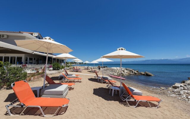 Premium Suite on the Beach-Breakfast Included