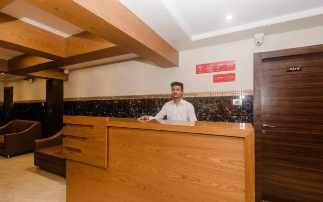 OYO 22055 Dadar Residency