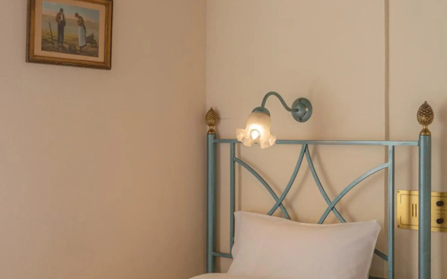 Pandora Suites