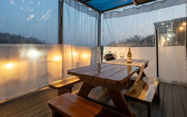 Yeonorang Park Pool Villa in Pohang