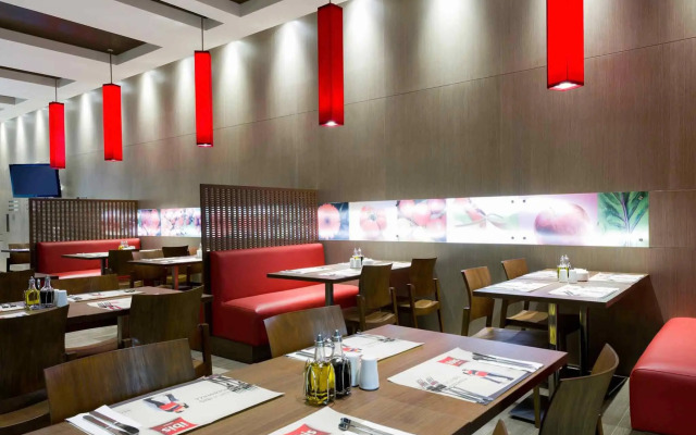 ibis Medellin