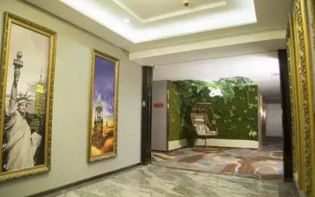 Aifeel Hotel (Baoji High-Speed Railway South Station Wenli College)