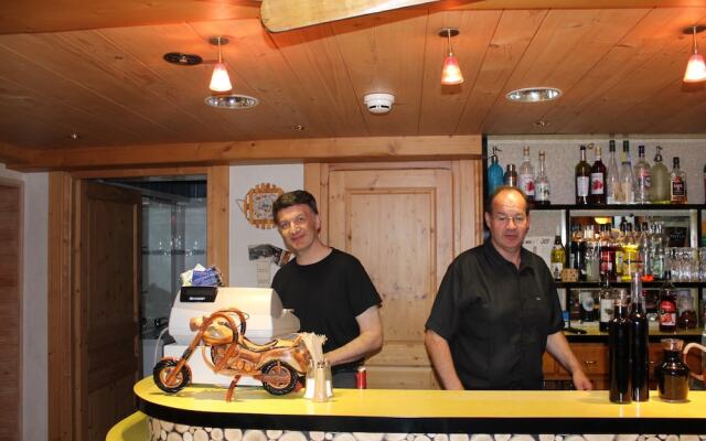 Hôtel Restaurant Aux Touristes