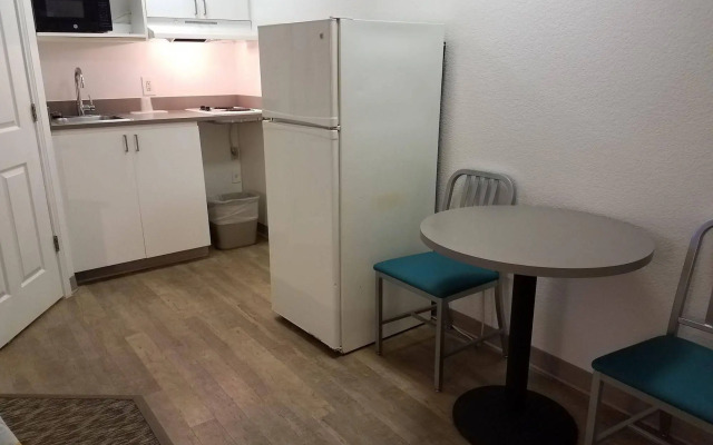 InTown Suites Extended Stay San Antonio TX – Leon Valley South