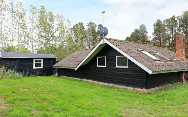 6 Person Holiday Home in Rodby