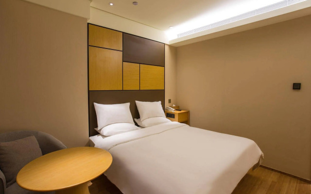 Ji Hotel (Shanghai Xintiandi Branch)