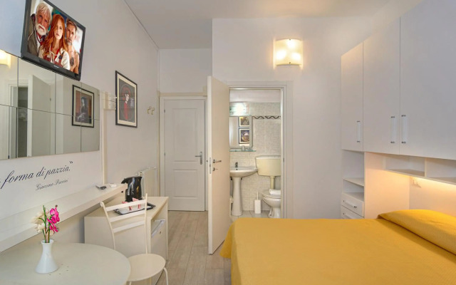 City Hotel