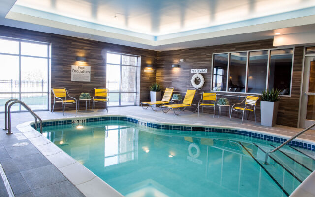 Fairfield Inn & Suites by Marriott Lincoln Southeast