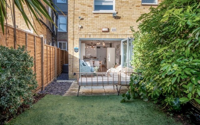 Stylish River Apartment - West Putney Embankment