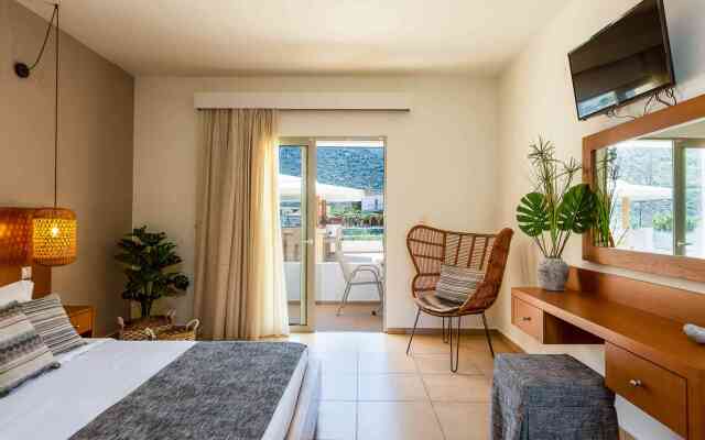 Nostos Beach Boutique Hotel