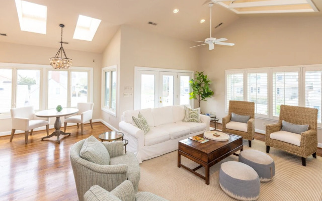 Sunrise Villa/monthly Rental 3 Bedroom Home