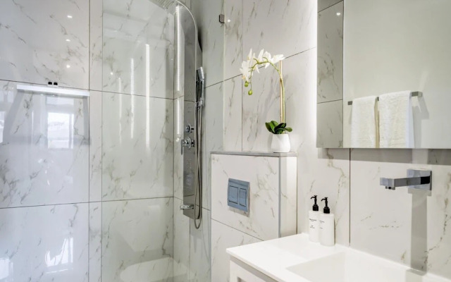 702 Metropolitan in Cape Town