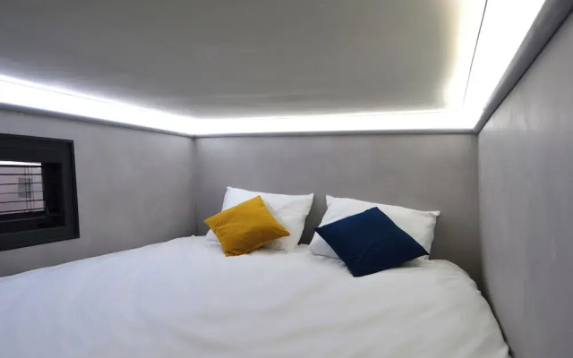 The Hyve Capsule hostel Amsterdam