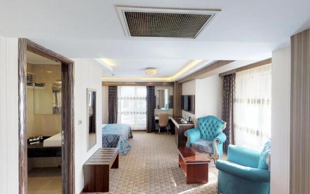 Green Prusa Hotel