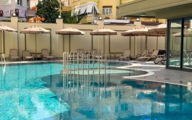 Qoople  Elize 29 2+1 Apartments near Cleopatra Beach