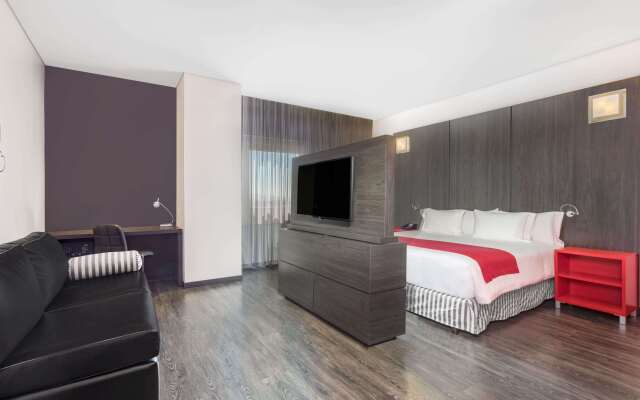 Ramada Encore Queretaro