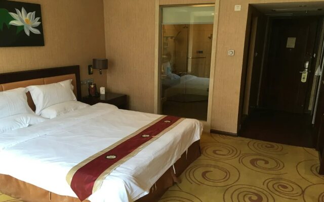 Donghu Grand Hotel