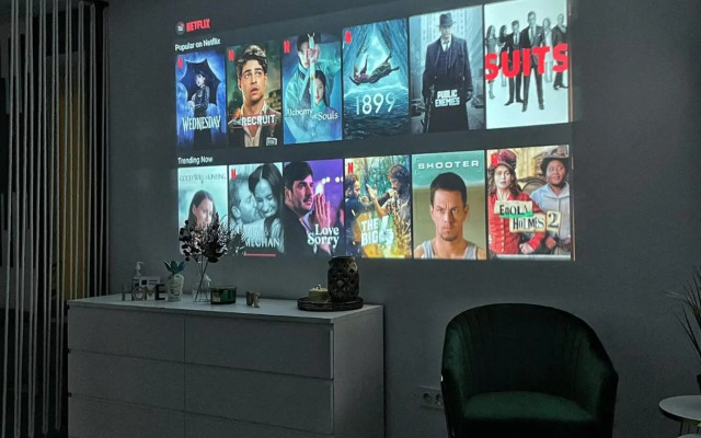 New apartment in luxury zone with garden,free parking