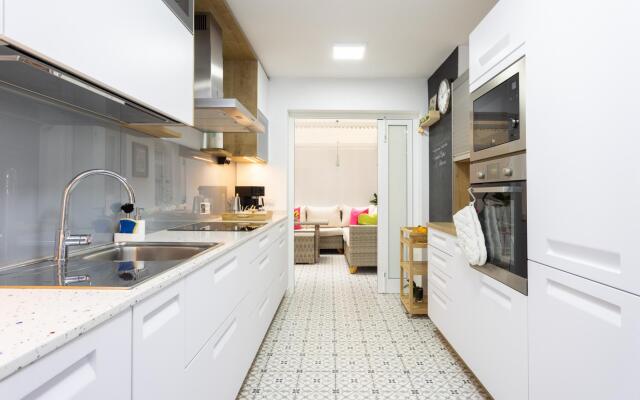 Home2Book Elegance City Center Apartment