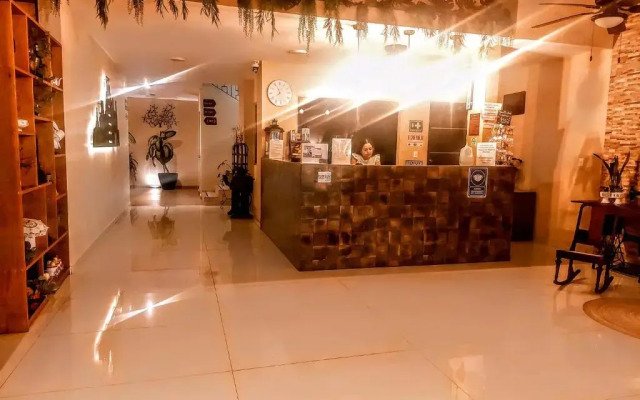 Hotel Virreyes