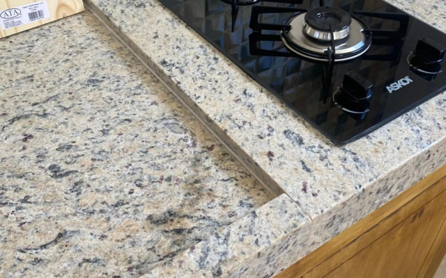 Novo estúdio Apês do Peró 12 - belíssimo