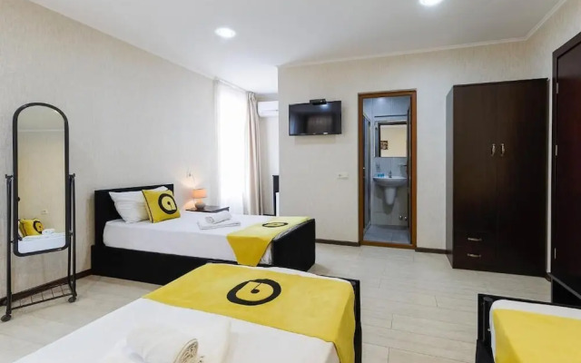 Aura Plaza Hotel