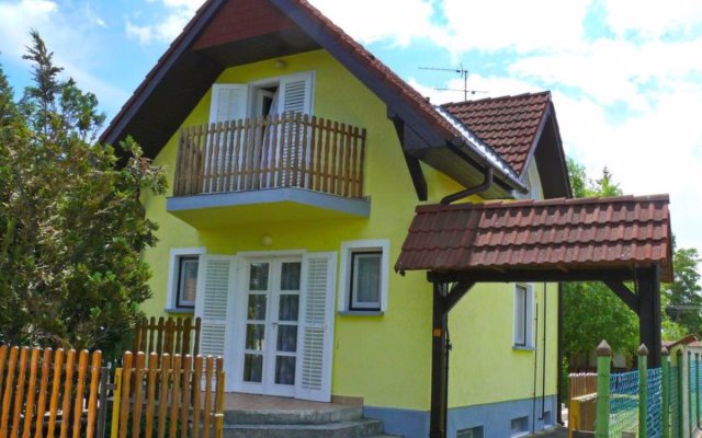 Holiday Home Balaton H478