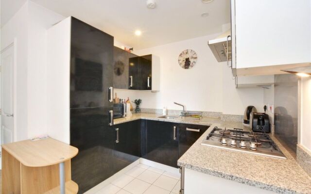 2 Bedroom Flat in Greenwich