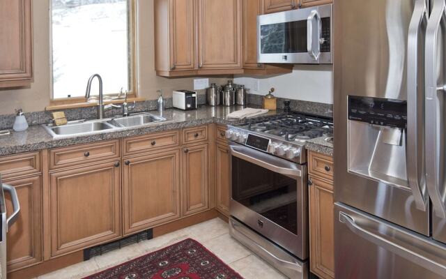 2239a Chamonix 3 Bedroom Home by Redawning