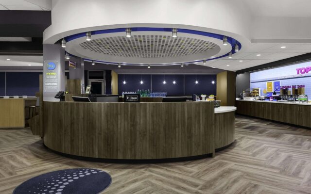 Tru by Hilton Gilbert