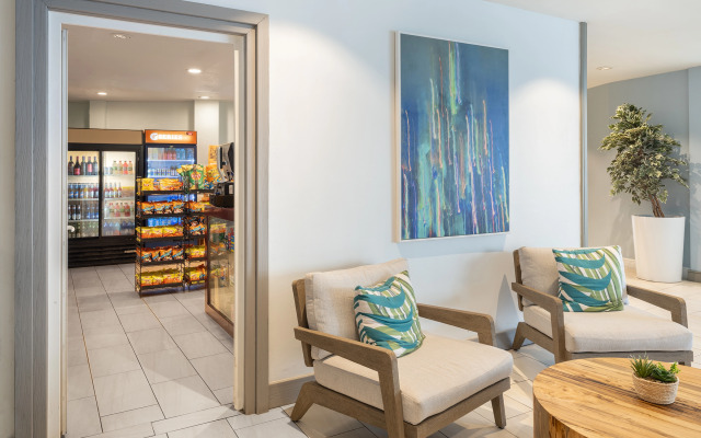Courtyard by Marriott Nassau Downtown/Junkanoo Beach