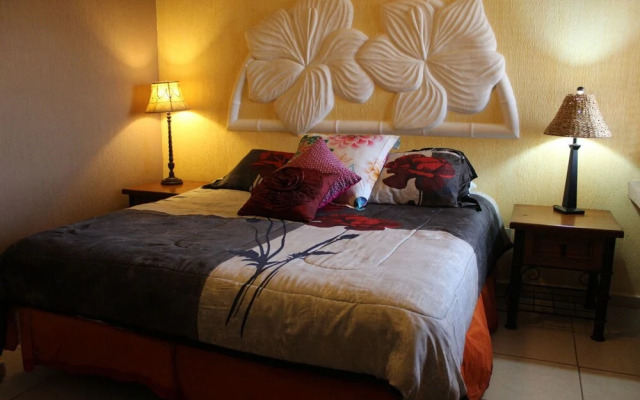 Sonoran Sun 2BR Upper SW 403 by Casago