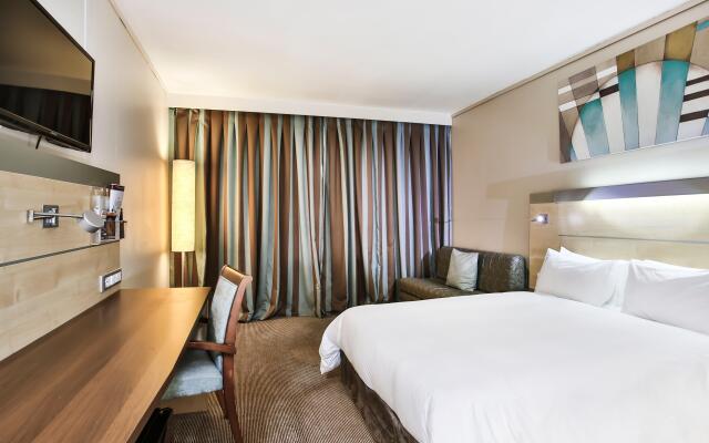 Holiday Inn Express Sandton Woodmead, an IHG Hotel