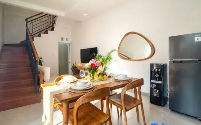 NEW 2BR Villa in Berawa w/Pool, Beach fast Wi-Fi
