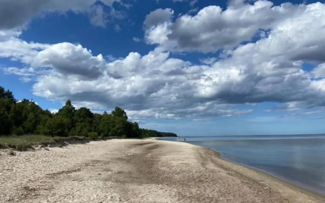 Albatross Mini - 2 Room Seaside Air-conditioned Apartment with Balcony