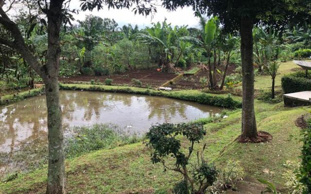 Villa Green Valley Puncak RedPartner