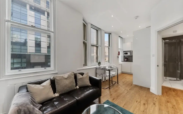 Cosy 1 Bed Apartment next to Liverpool Street Station FREE WIFI By City Stay Aparts London