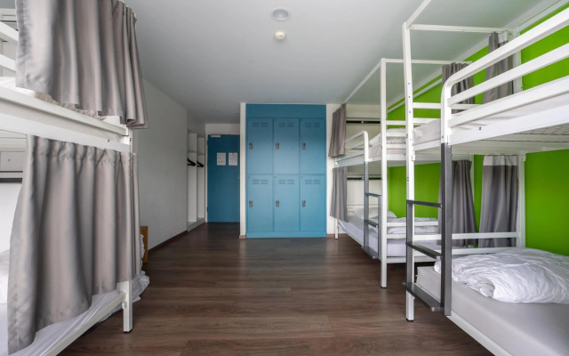 Nyon Hostel – Guest Rooms – Nyon