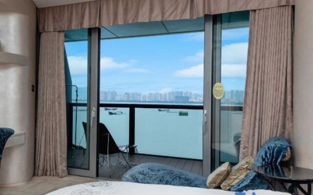 Sanya Skyview Luxury Apartment