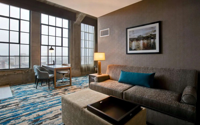 Embassy Suites Rockford Riverfront