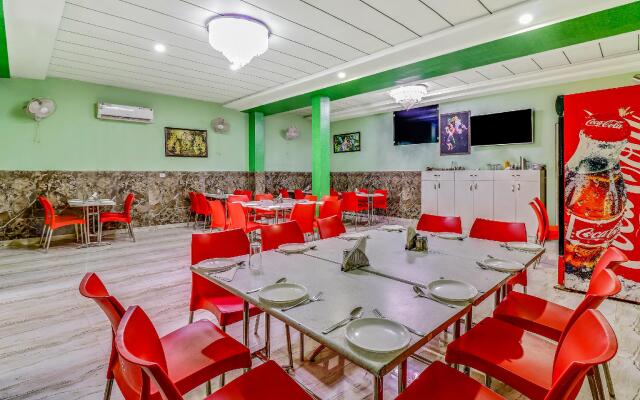 Hotel Ananda & Restaurant by OYO Rooms