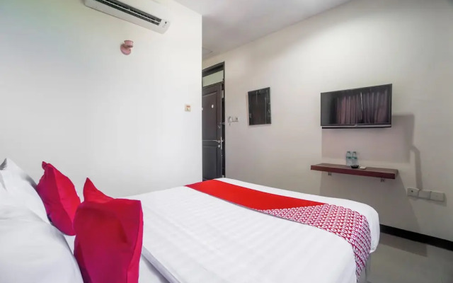 Hotel O Genteng Near Genteng Market Formerly Uno Hotel