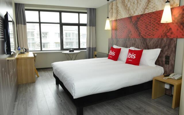 Ibis Beijing Guanzhuang Changying Middle Road Hotel