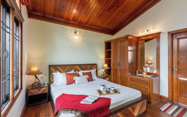 ELIVAAS 3 BHK with lounge The Meadow