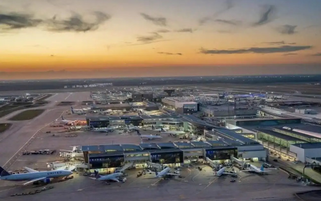 Luxury Stay - Near Houston Airport